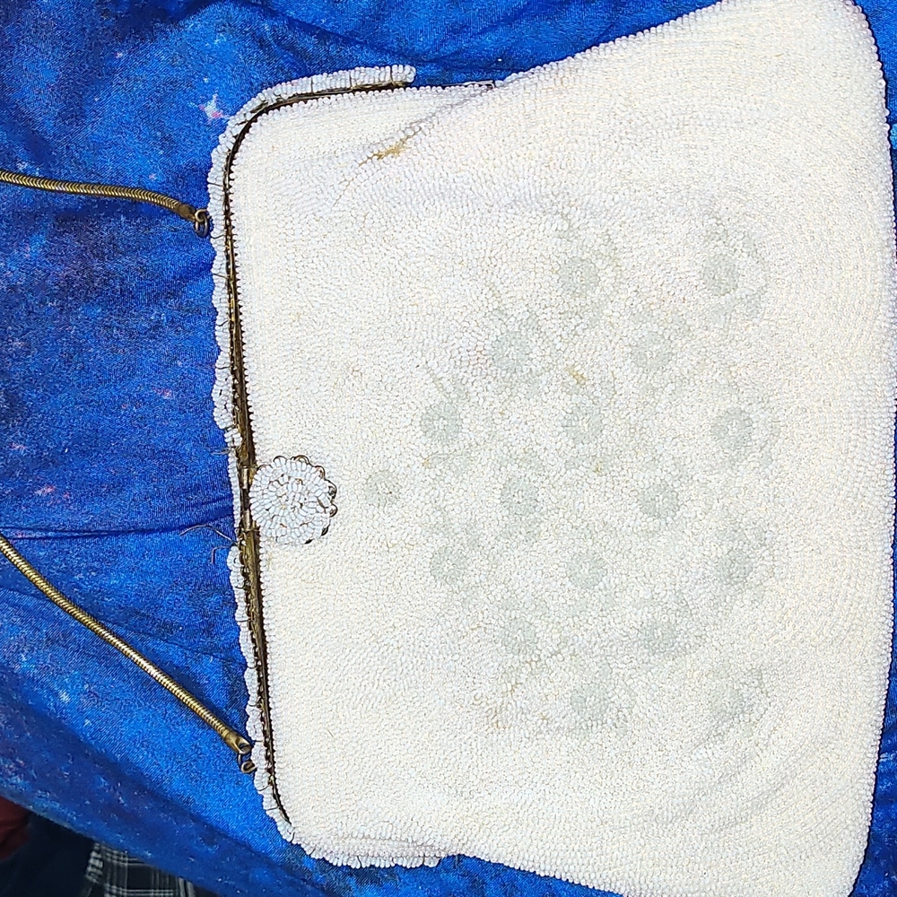 1950's vintage white beaded clutch